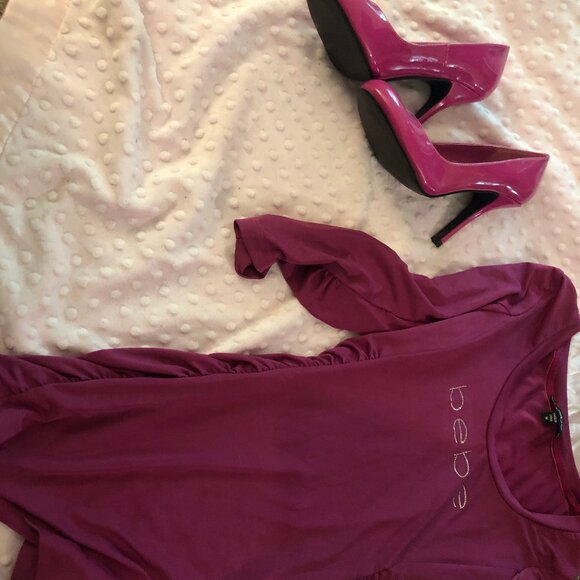 Hot pink and sexy closed toe heels - Picture 4 of 4